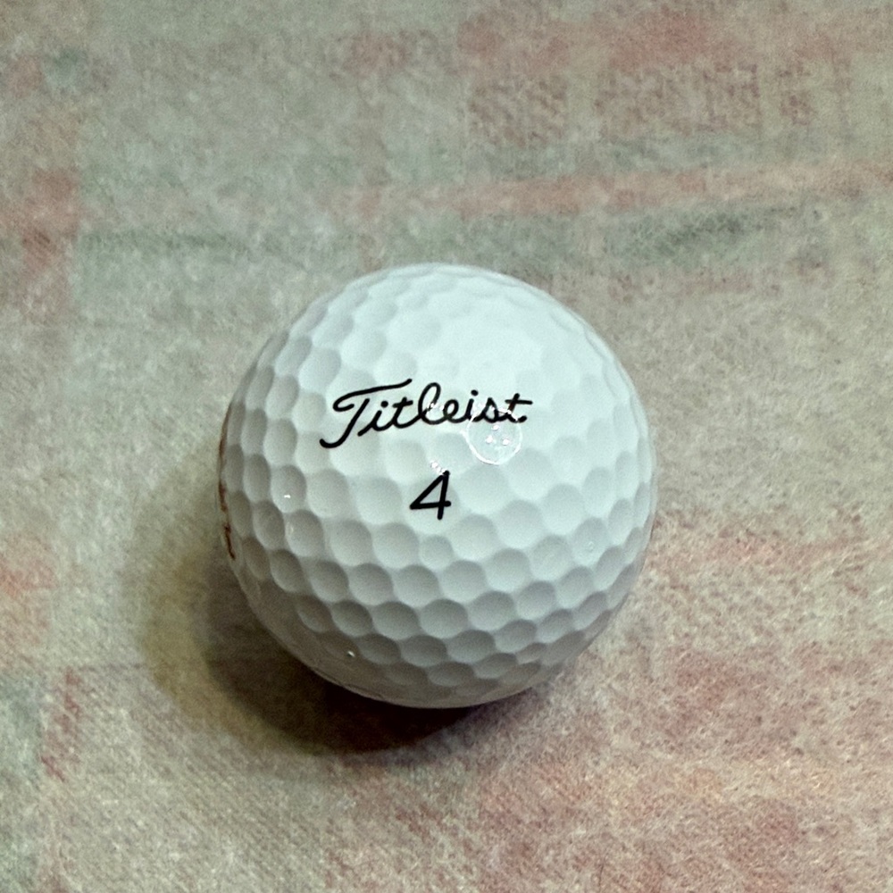 Scotty Cameron 2025 Christmas Golf Ball Set - Titleist Pro V1 (Set of 4 shown) - Picture 6 of 8
